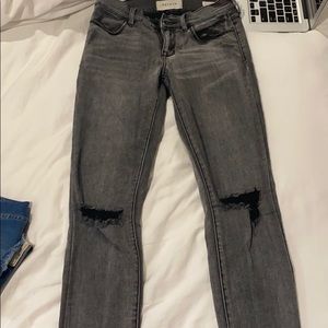 PAC sun busted knee black washed jeans